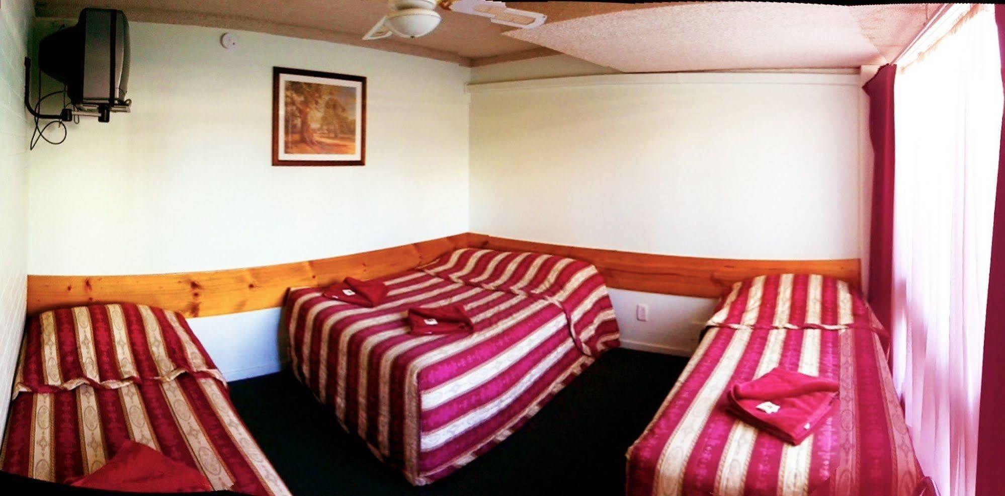Homestead Motel Dubbo Exteriér fotografie